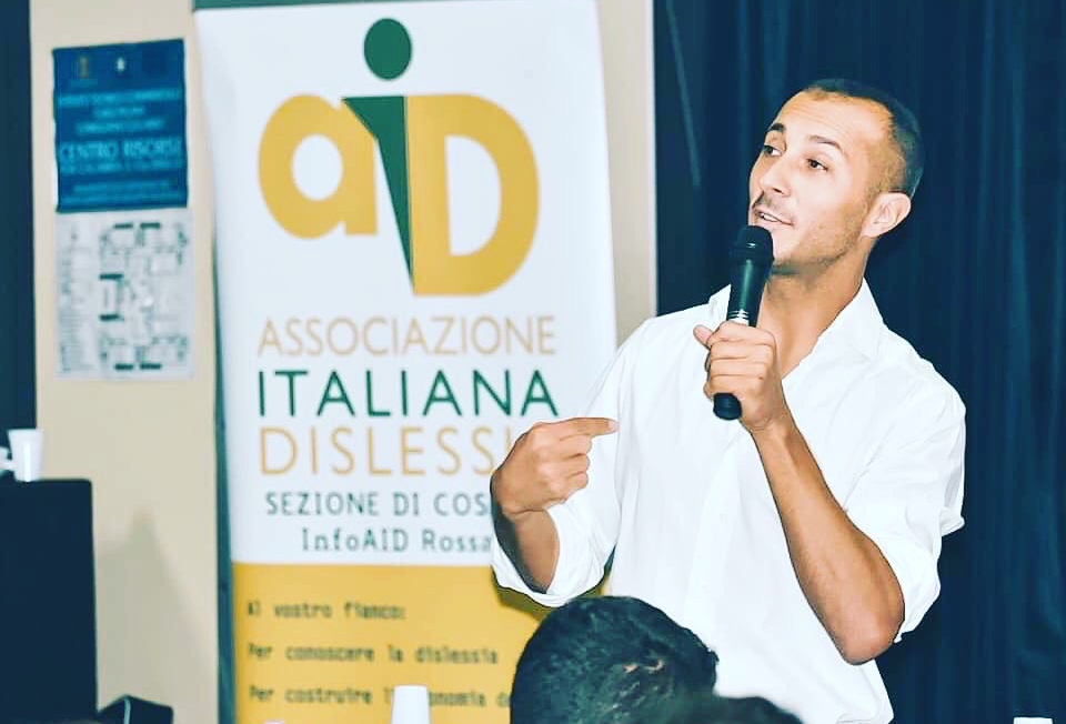 Formazione DSA per insegnanti nelle scuole di Bari e&nbsp;provincia.